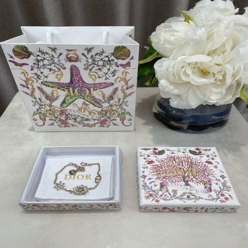 디올 CD 태양꽃 모티브 팔찌