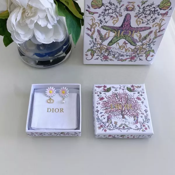 디올 데이지 CD 진주 귀걸이