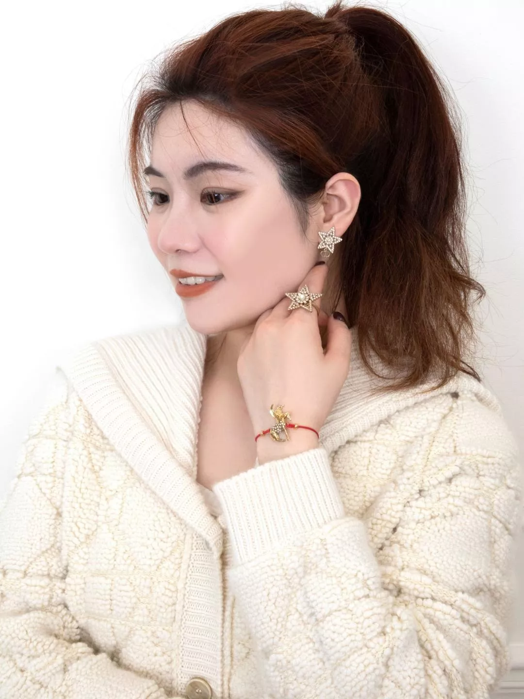 디올 오각별 진주 CD 언밸런스 귀걸이 상세 이미지 10