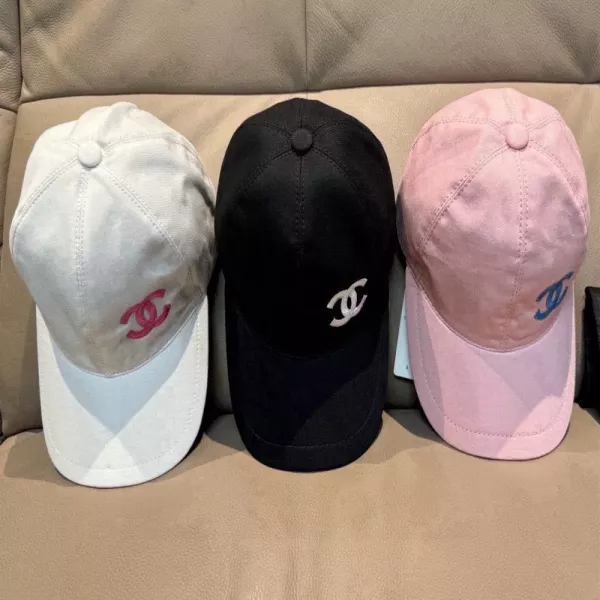 샤넬 자수 로고 코튼 볼캡