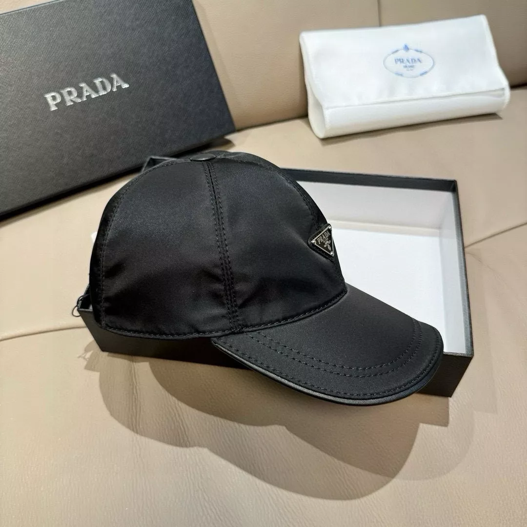 프라다 클래식 삼각 로고 볼캡 상세 이미지 5
