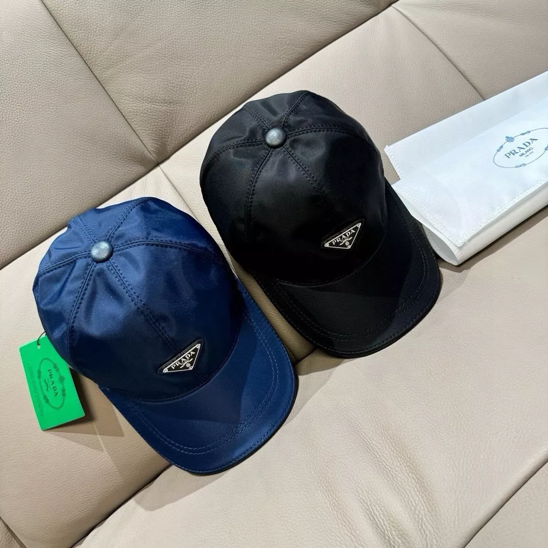 프라다 클래식 삼각 로고 볼캡 상세 이미지 1
