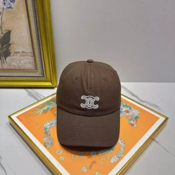 셀린느 클래식 로고 볼캡