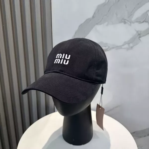 미우미우 워싱 코튼 볼캡