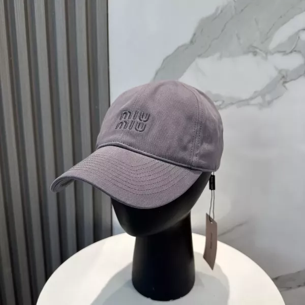 미우미우 워싱 코튼 볼캡