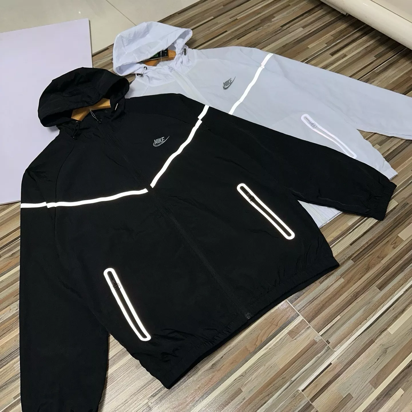 나이키 후드 경량 자외선 차단 재킷 상세 이미지 2