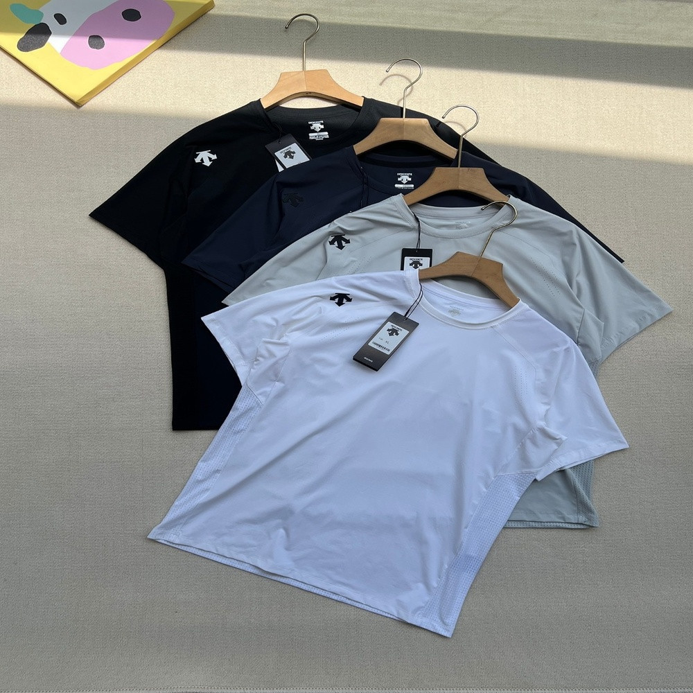 데상트 남성용 통기성 속건 반소매 티셔츠