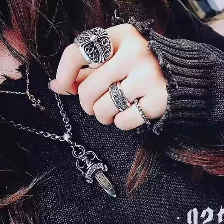 크롬하츠 오픈형 스크롤 디테일 반지 상세 이미지 9