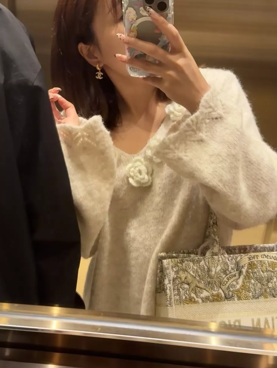 샤넬 더블 C 퀼팅 장식 풀큐빅 귀걸이 상세 이미지 7