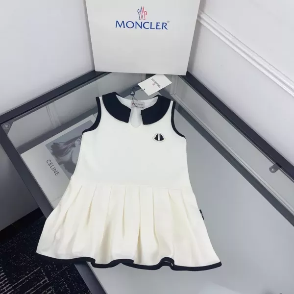 몽클레어 여아 민소매 플리츠 카라 원피스