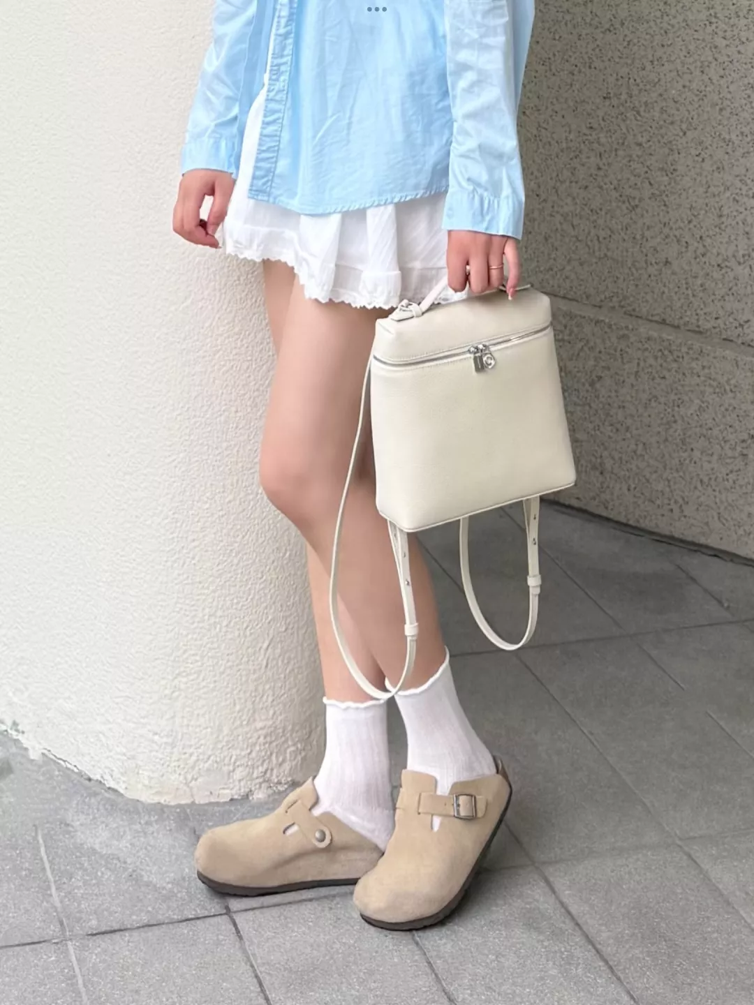 로로피아나 박스형 백팩 상세 이미지 18