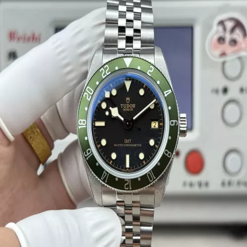 튜더 블랙 베이 1958 GMT 메탈 워치