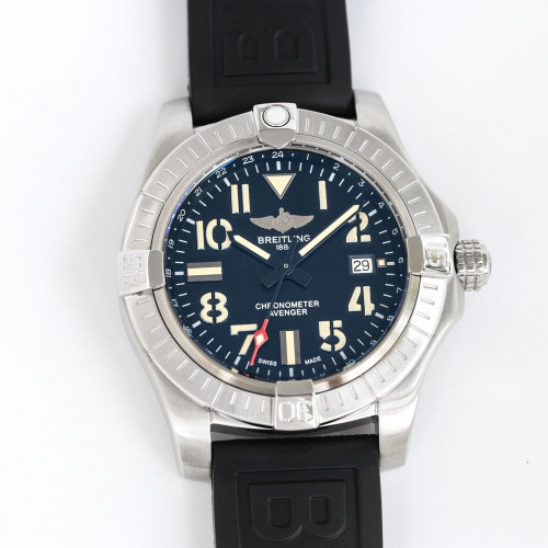 브라이틀링 어벤저 블랙버드하우스 44mm 기계식 손목시계