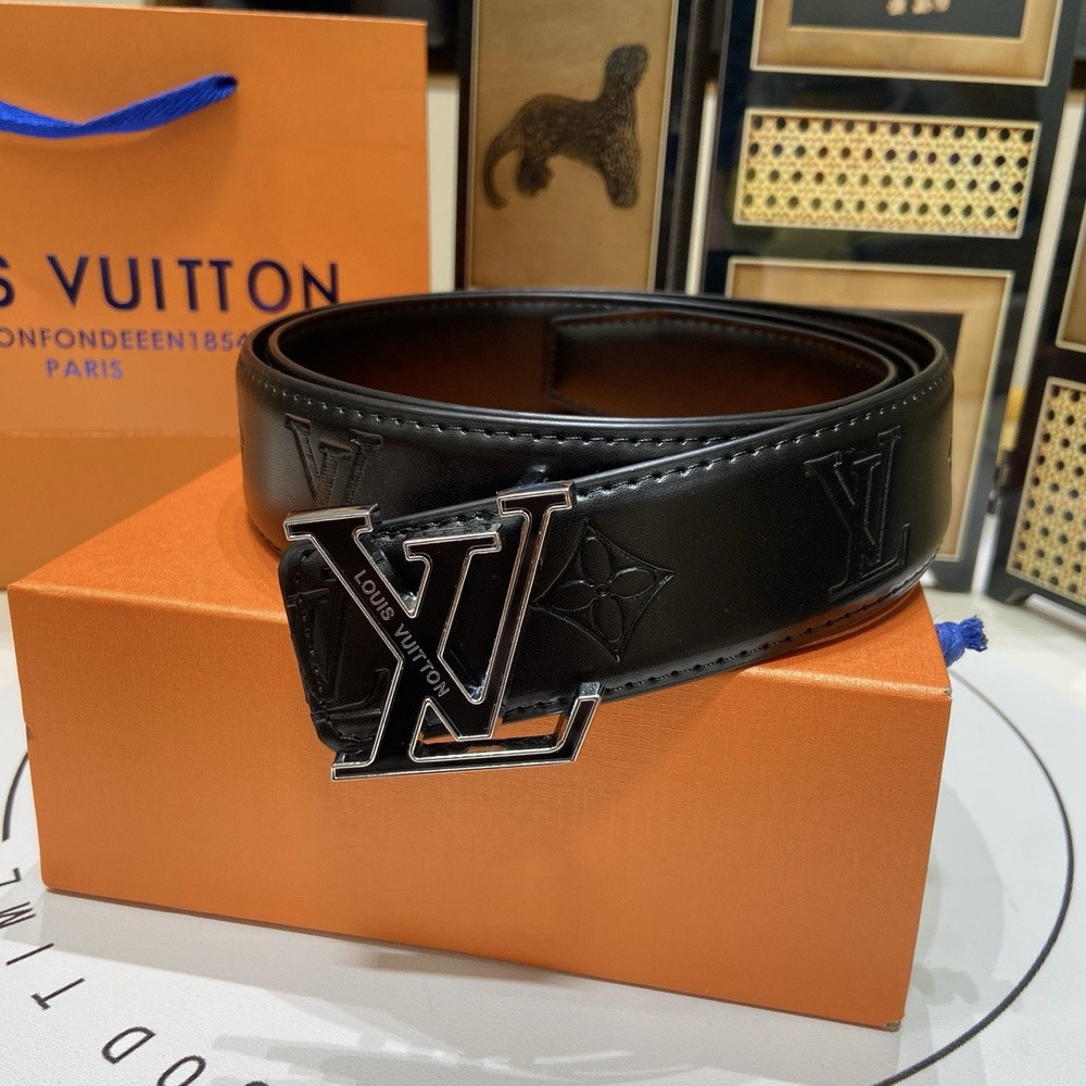 루이비통 LV 엠보 가죽 벨트