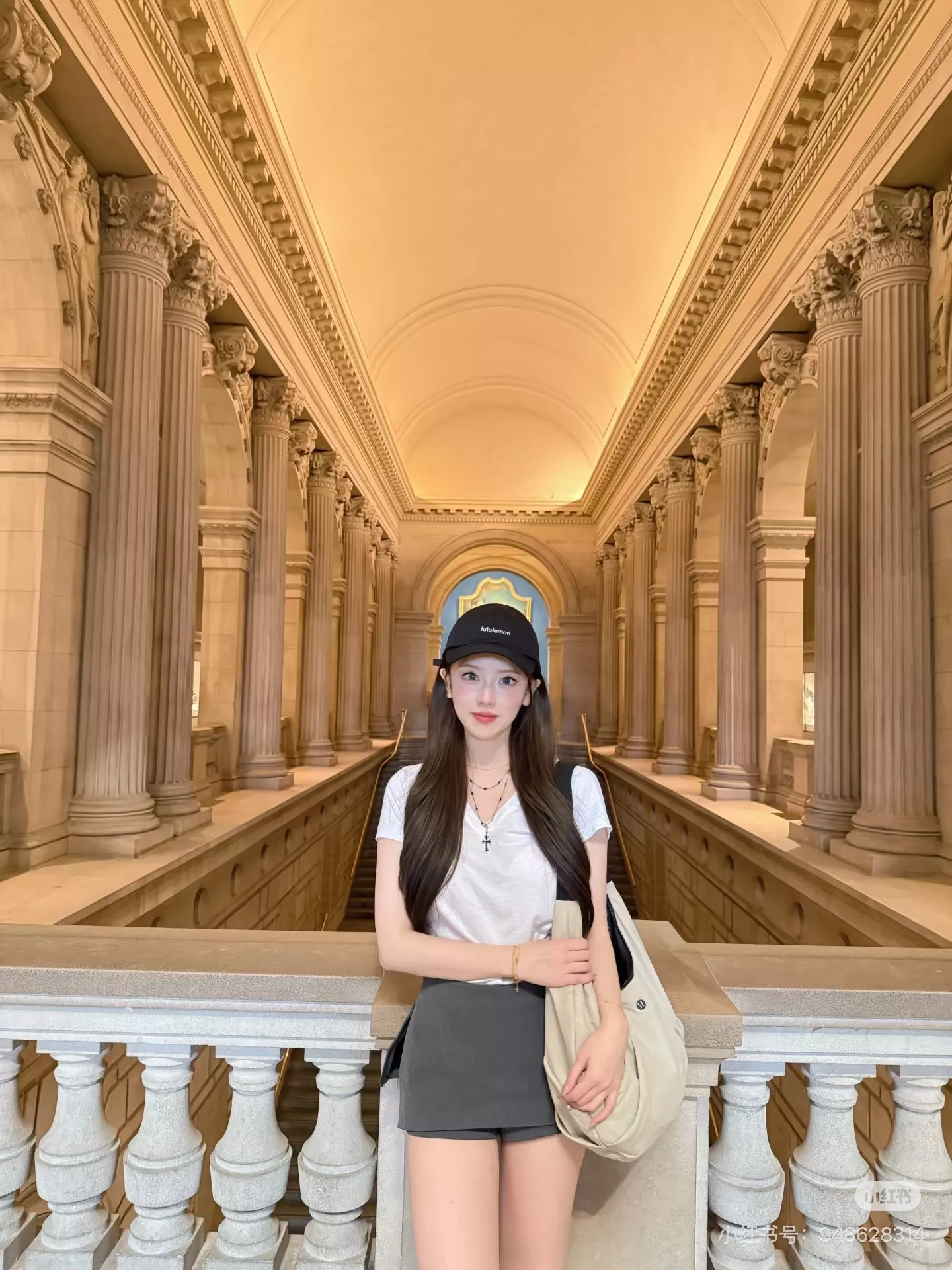 룰루레몬 반달 쉐입 나일론 숄더백 상세 이미지 46