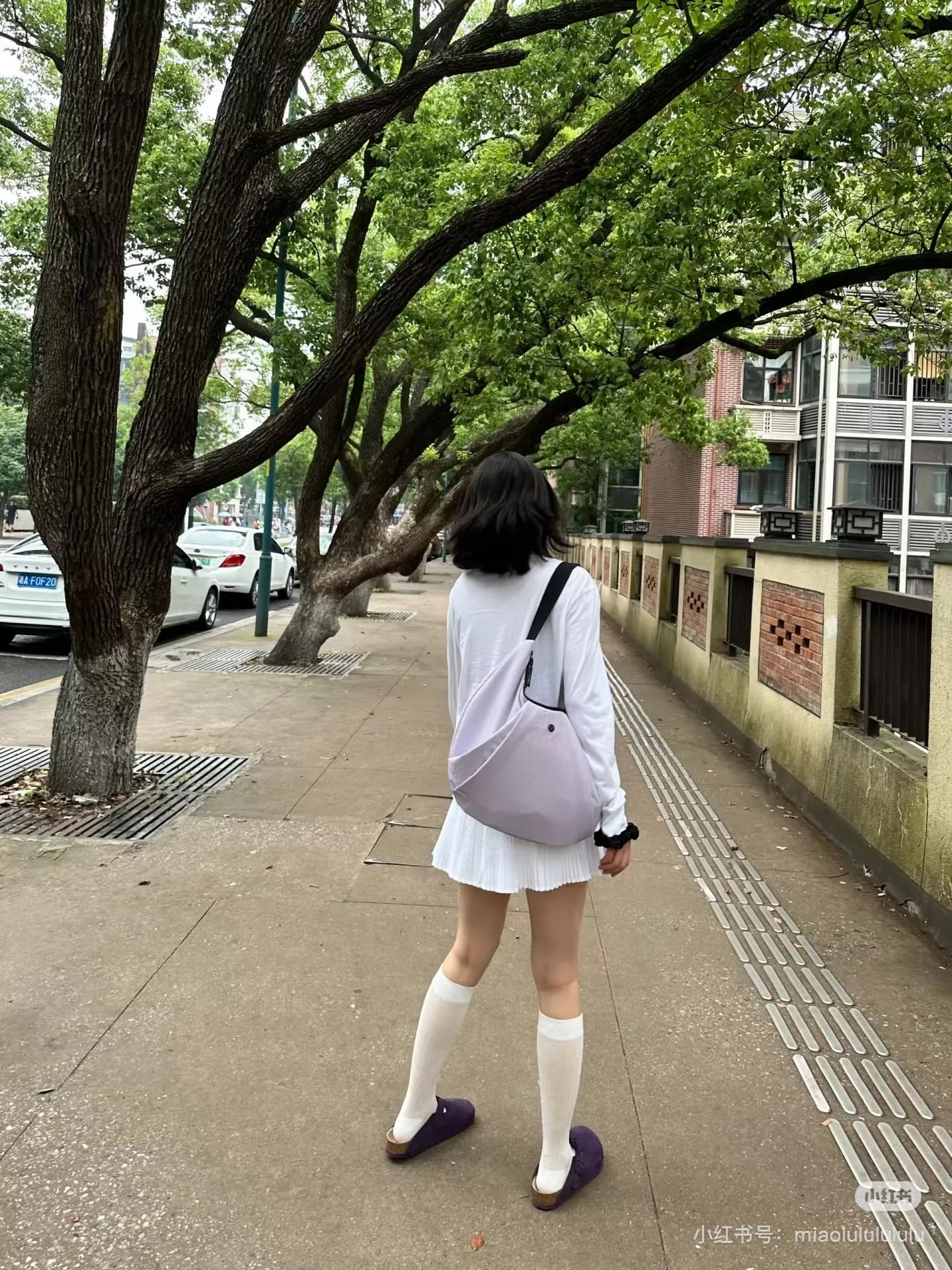룰루레몬 반달 쉐입 나일론 숄더백 상세 이미지 34