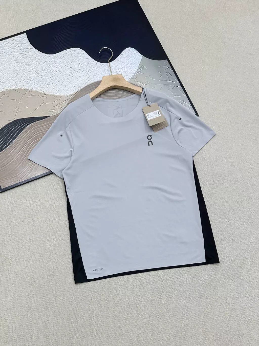 온러닝 퍼포먼스 경량 무봉제 압착 반소매 티셔츠 상세 이미지 4