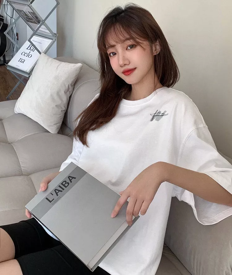 웰던 W 로고 루즈핏 라운드넥 반소매 티셔츠 상세 이미지 20