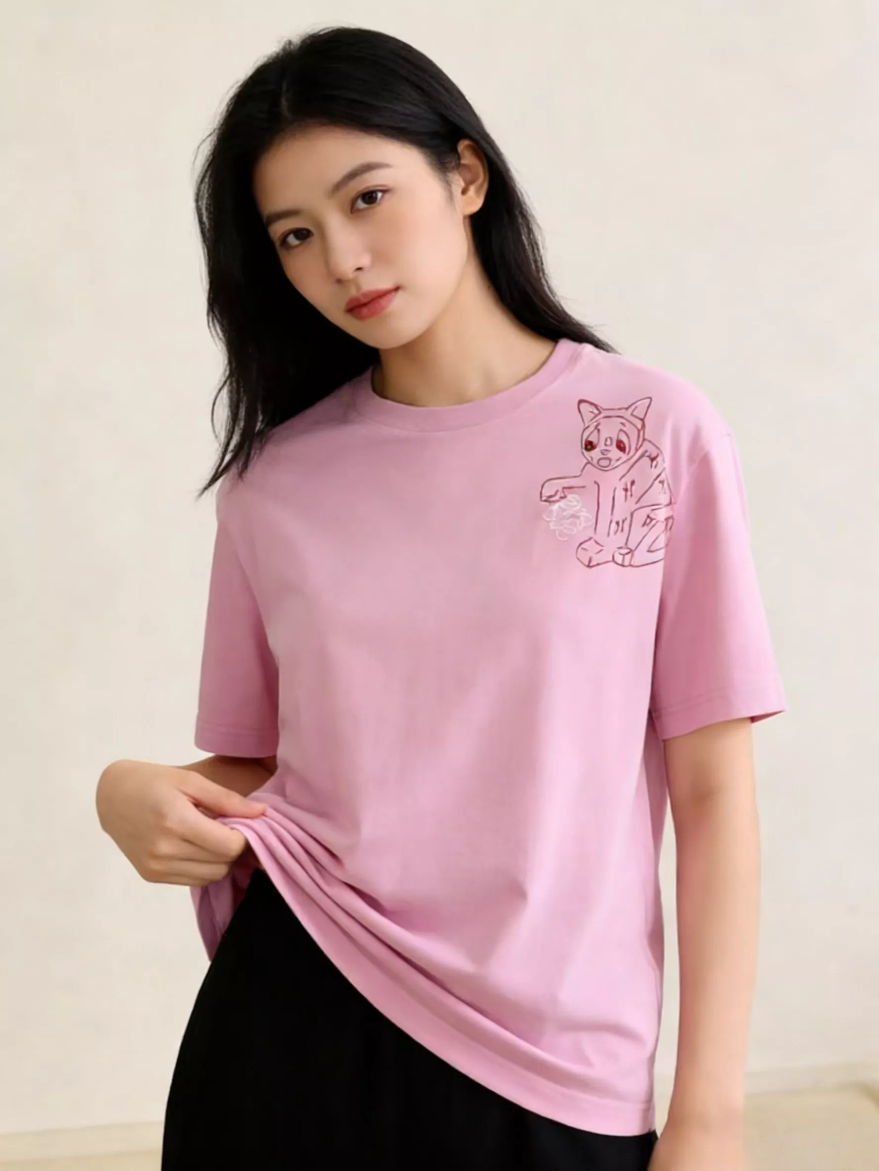 로에베 고양이 자수 로고 루즈핏 반소매 티셔츠 상세 이미지 12