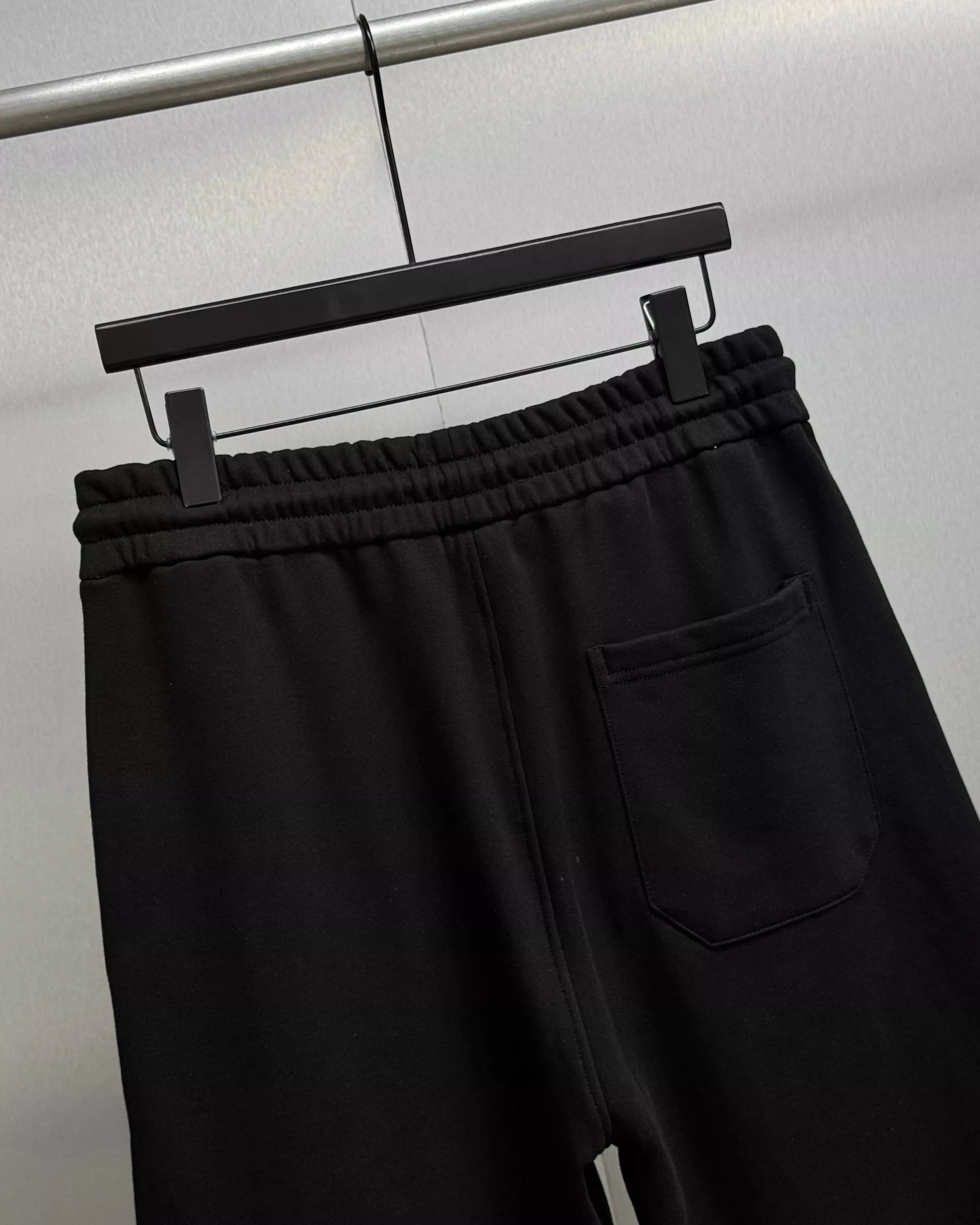 버버리 전마 기사 자수 로고 허리밴딩 하프 팬츠 상세 이미지 4