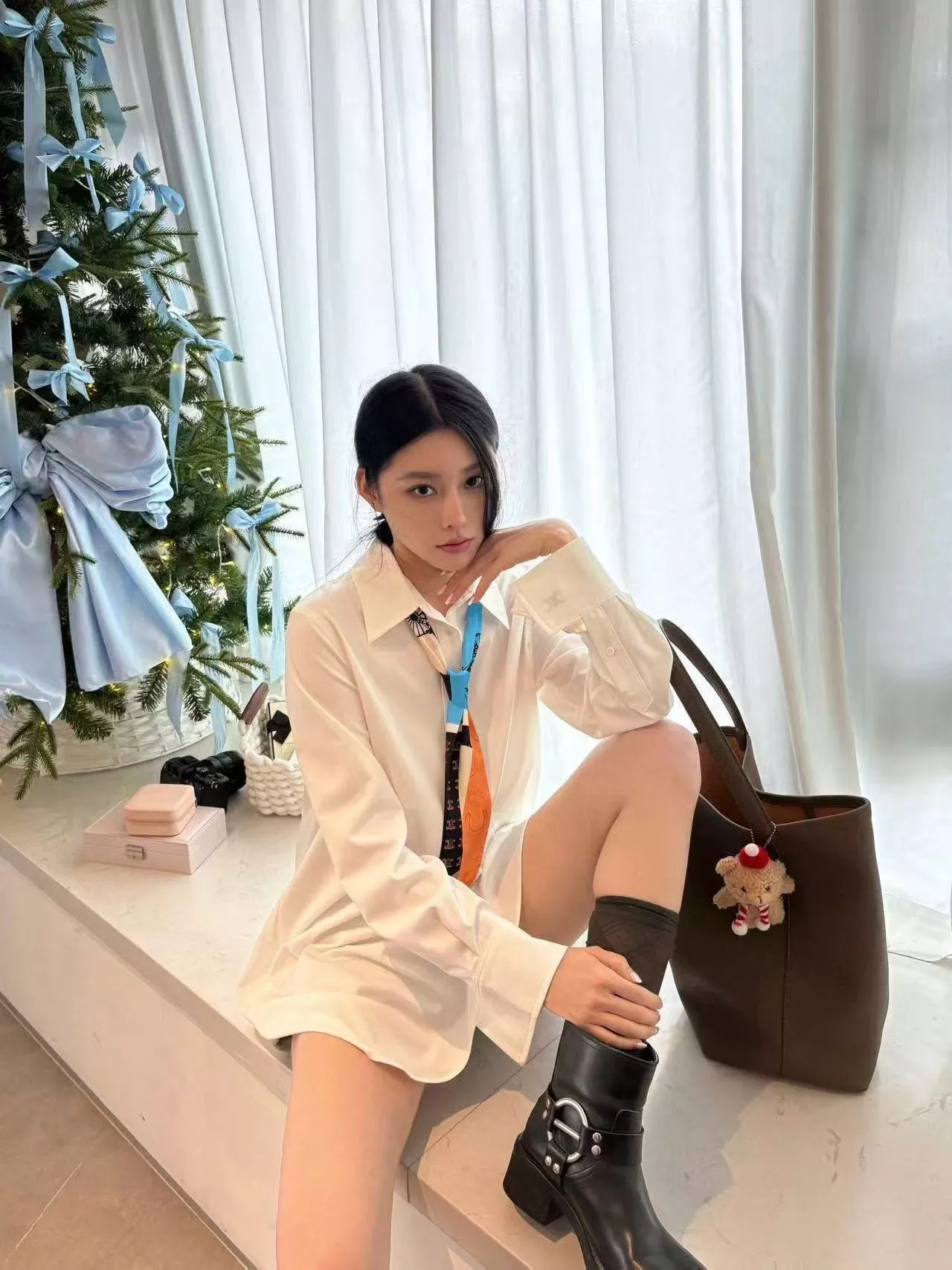 셀린느 마차 프린트 허리끈 긴소매 셔츠 원피스 상세 이미지 15