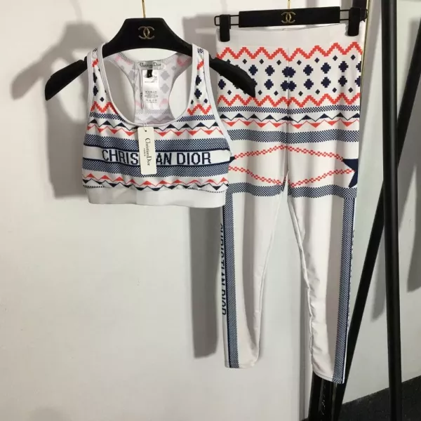 디올 복고풍 레터링 프린트 브라탑과 레깅스 세트