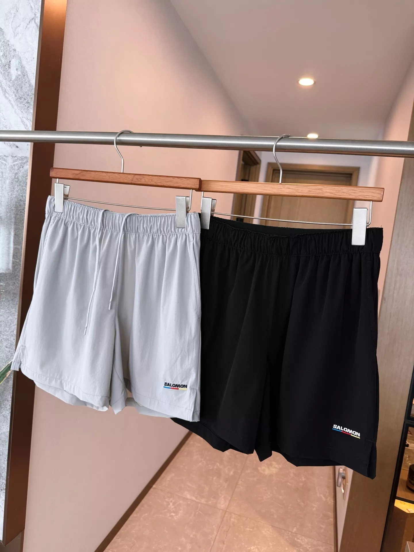 살로몬 냉감 속건 아웃도어 반바지 상세 이미지 7
