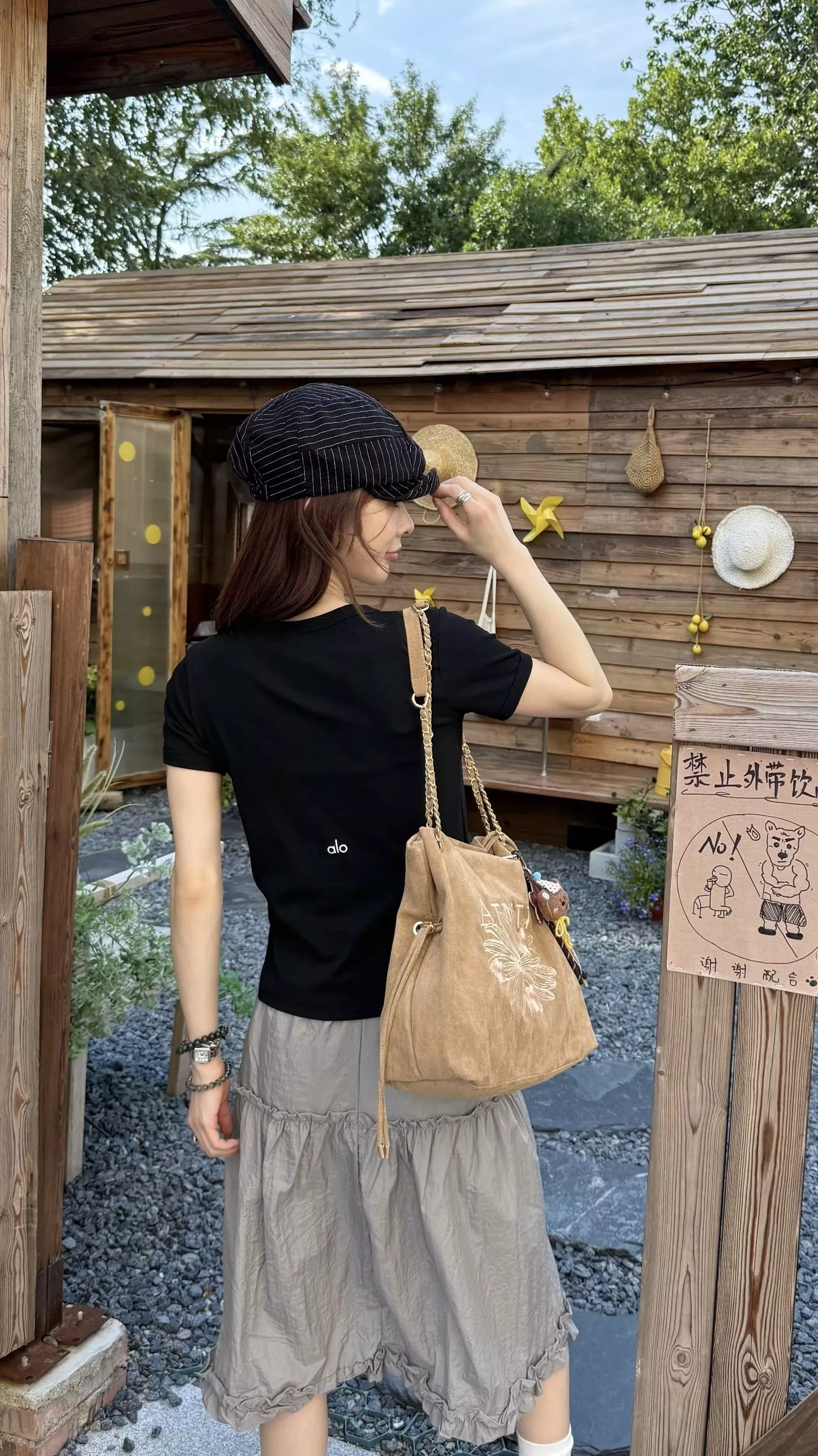 알로요가 백 로고 베이직 크롭 반소매 티셔츠 상세 이미지 49