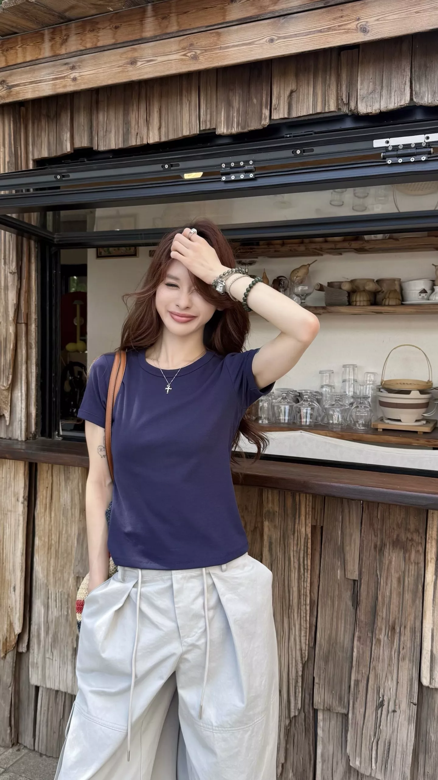 알로요가 백 로고 베이직 크롭 반소매 티셔츠 상세 이미지 63