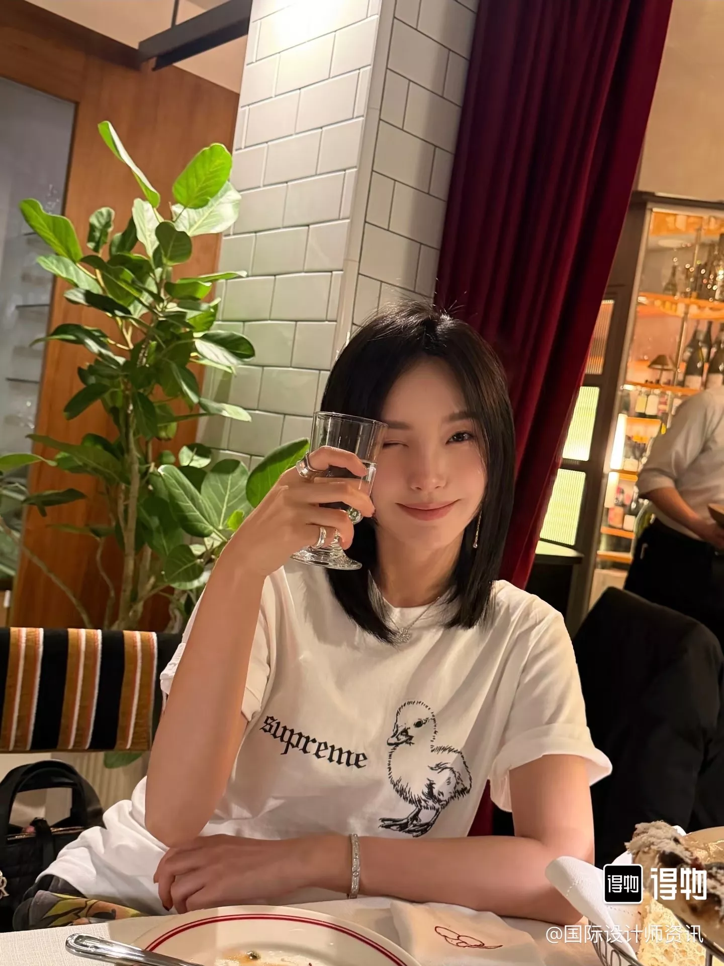 슈프림 덕 프린트 반소매 티셔츠 상세 이미지 25