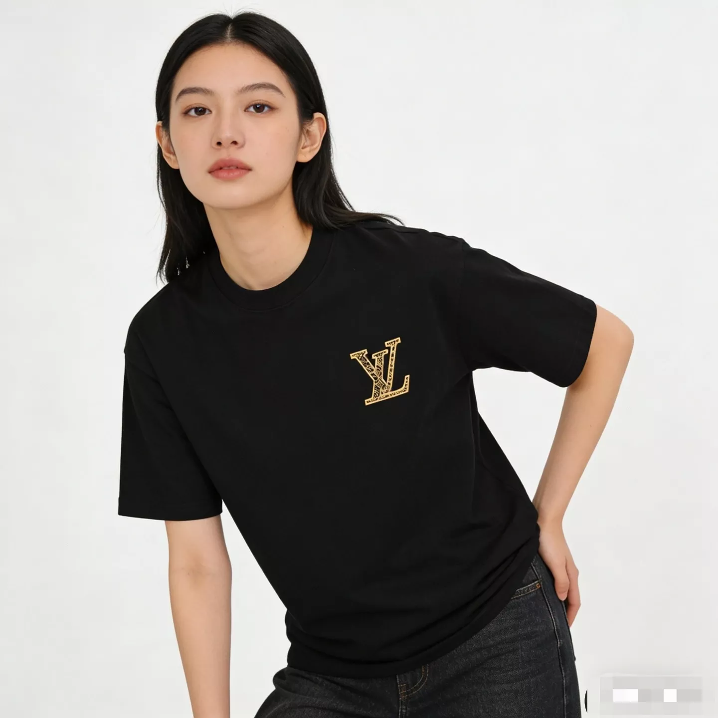 루이비통 모노그램 자수 반소매 티셔츠 상세 이미지 11