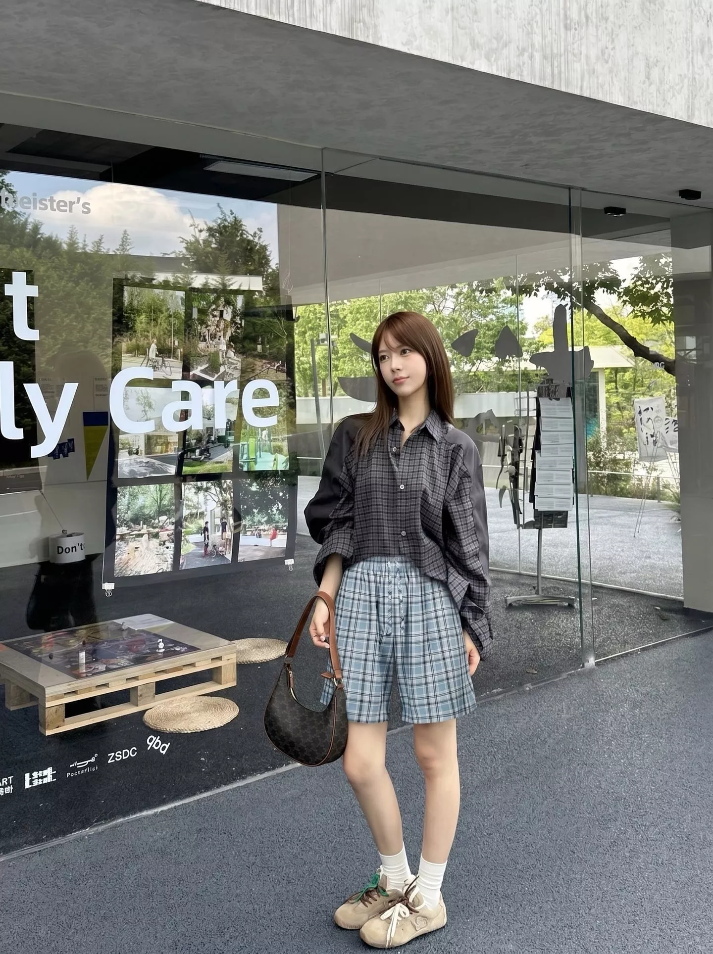 아크네스튜디오 블루 화이트 체크 패턴 하프 팬츠 상세 이미지 12