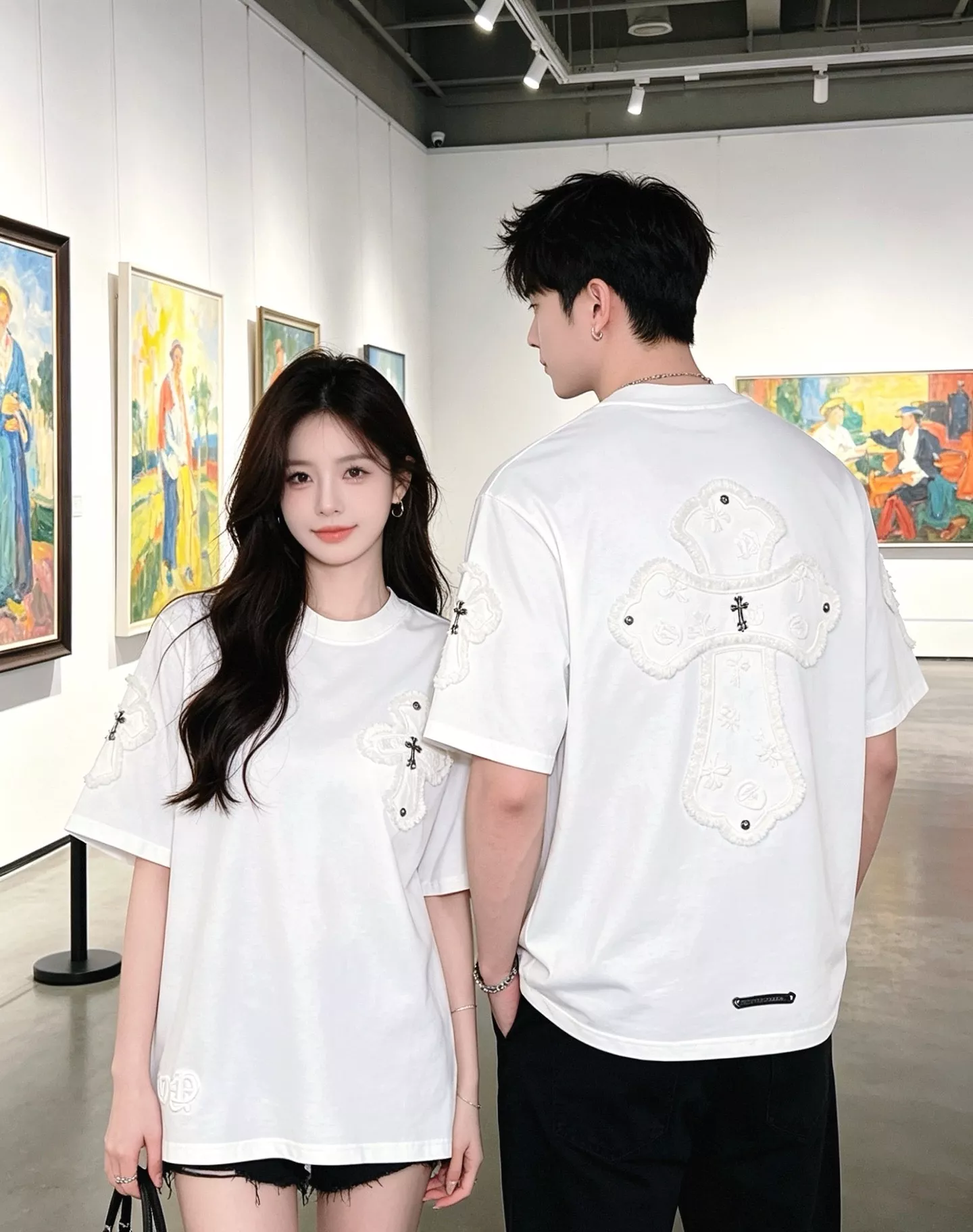 크롬하츠 십자가 패치 태슬 디테일 반소매 티셔츠 상세 이미지 19