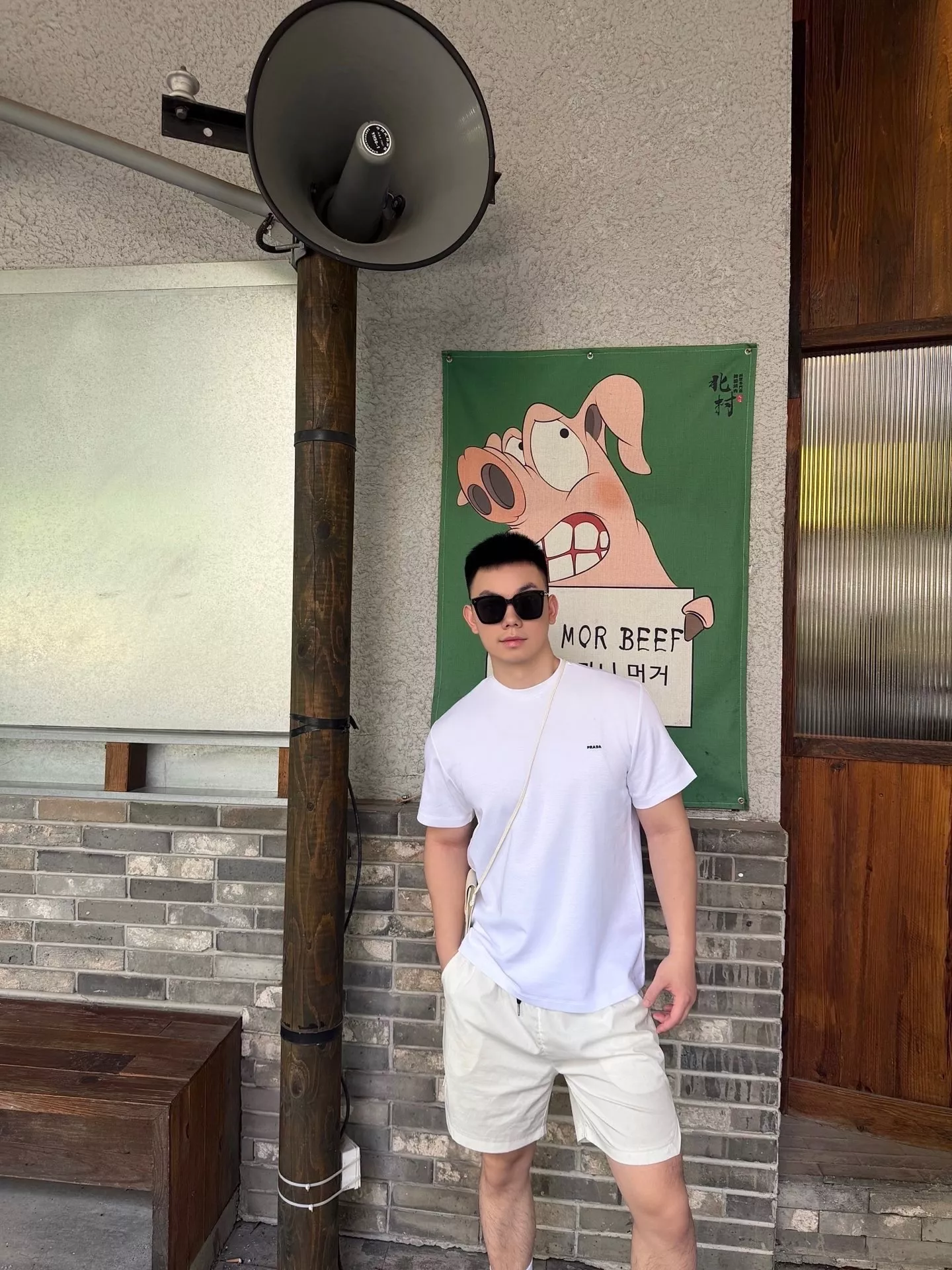 프라다 삼각 로고 포인트 나일론 배색 포켓 반바지 상세 이미지 26