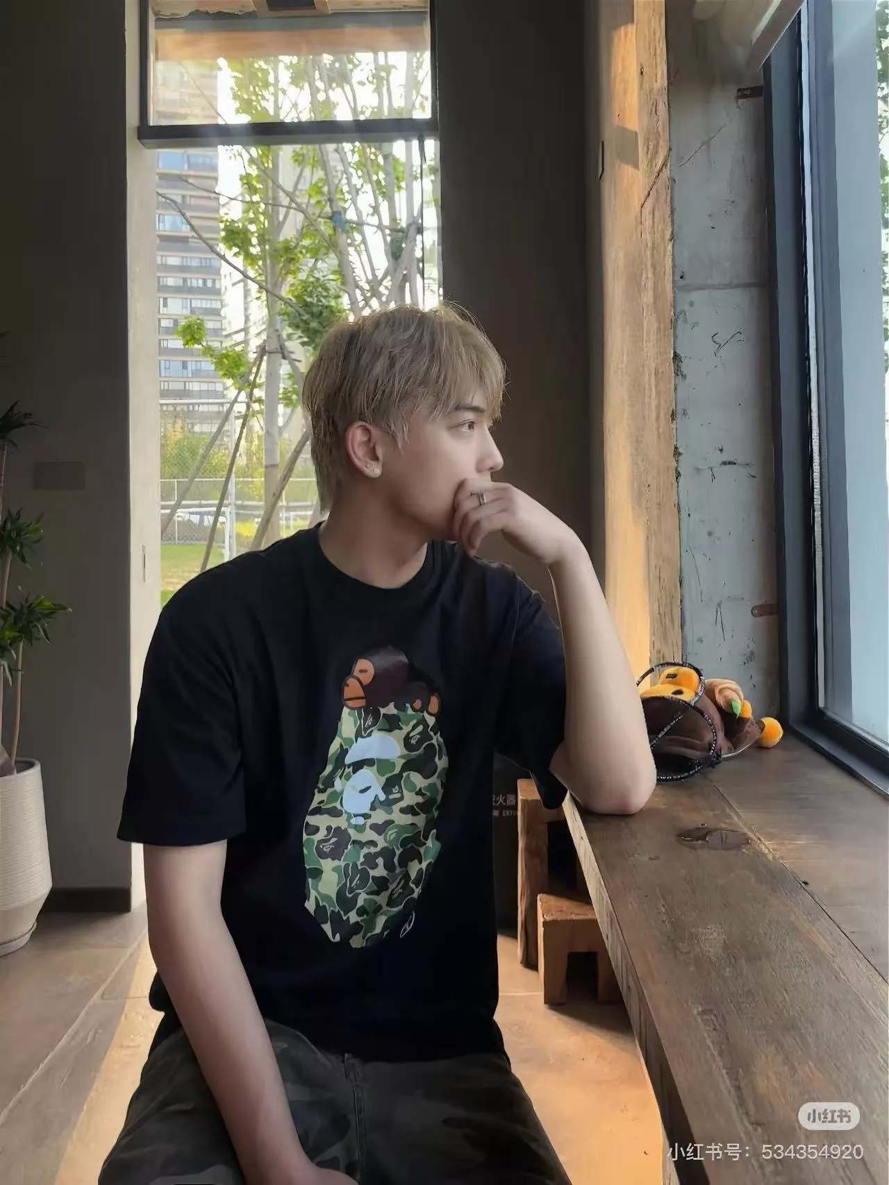 베이프 카무플라주 유인원 헤드 로고 프린트 반소매 티셔츠 상세 이미지 24