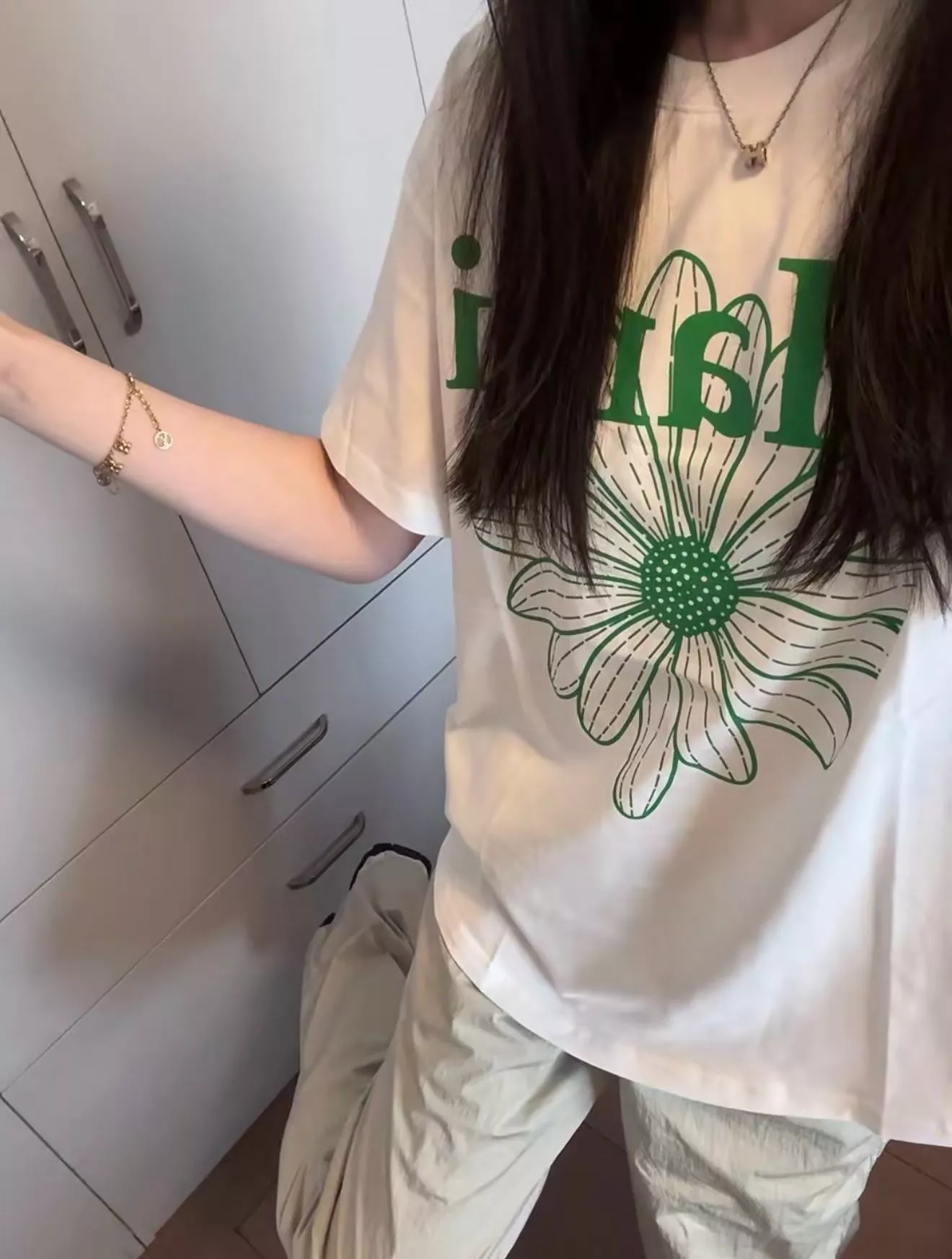 마르디메크르디 플라워 그래픽 루즈핏 반소매 티셔츠 상세 이미지 18