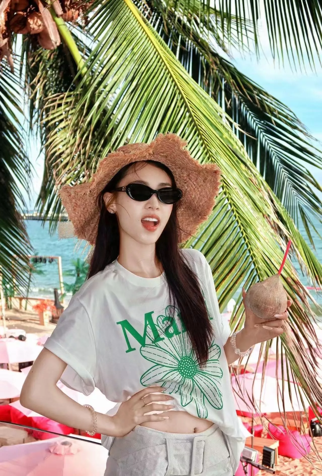마르디메크르디 플라워 그래픽 루즈핏 반소매 티셔츠 상세 이미지 17