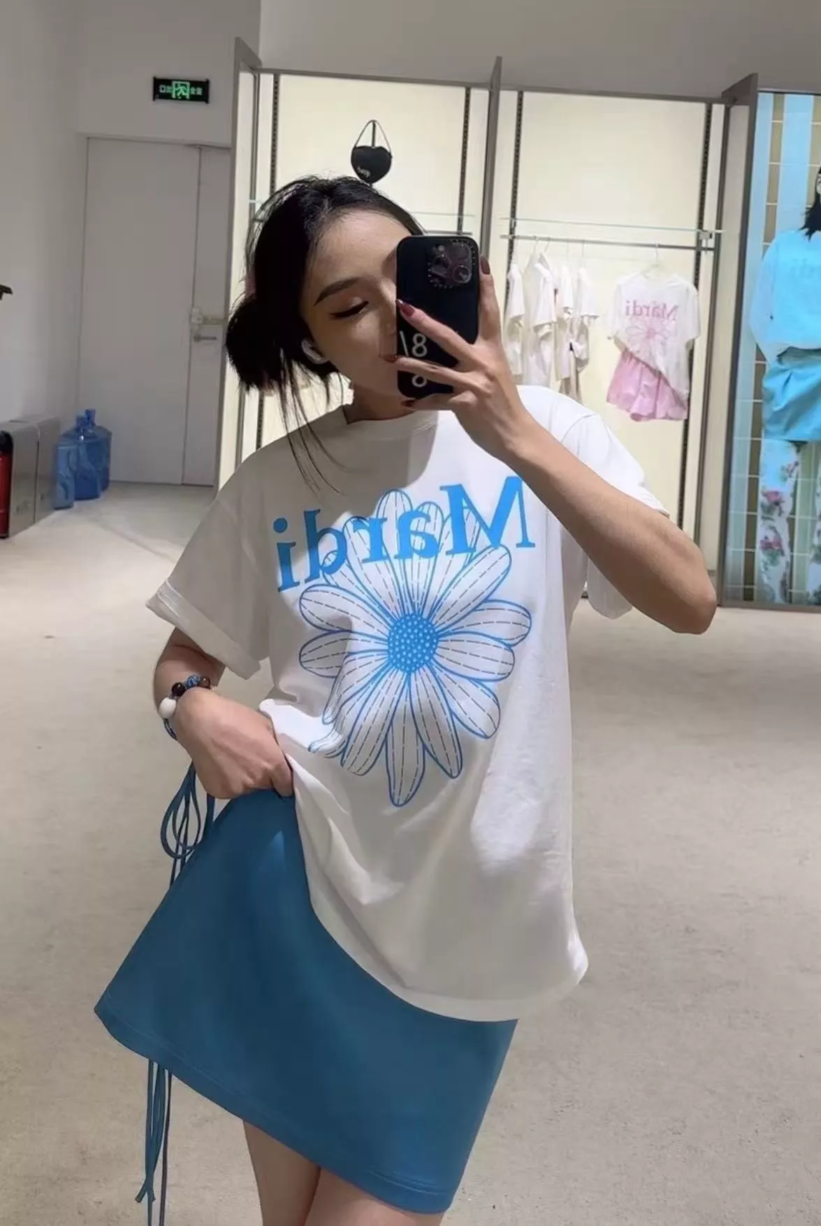 마르디메크르디 플라워 프린팅 루즈핏 반소매 티셔츠 상세 이미지 15