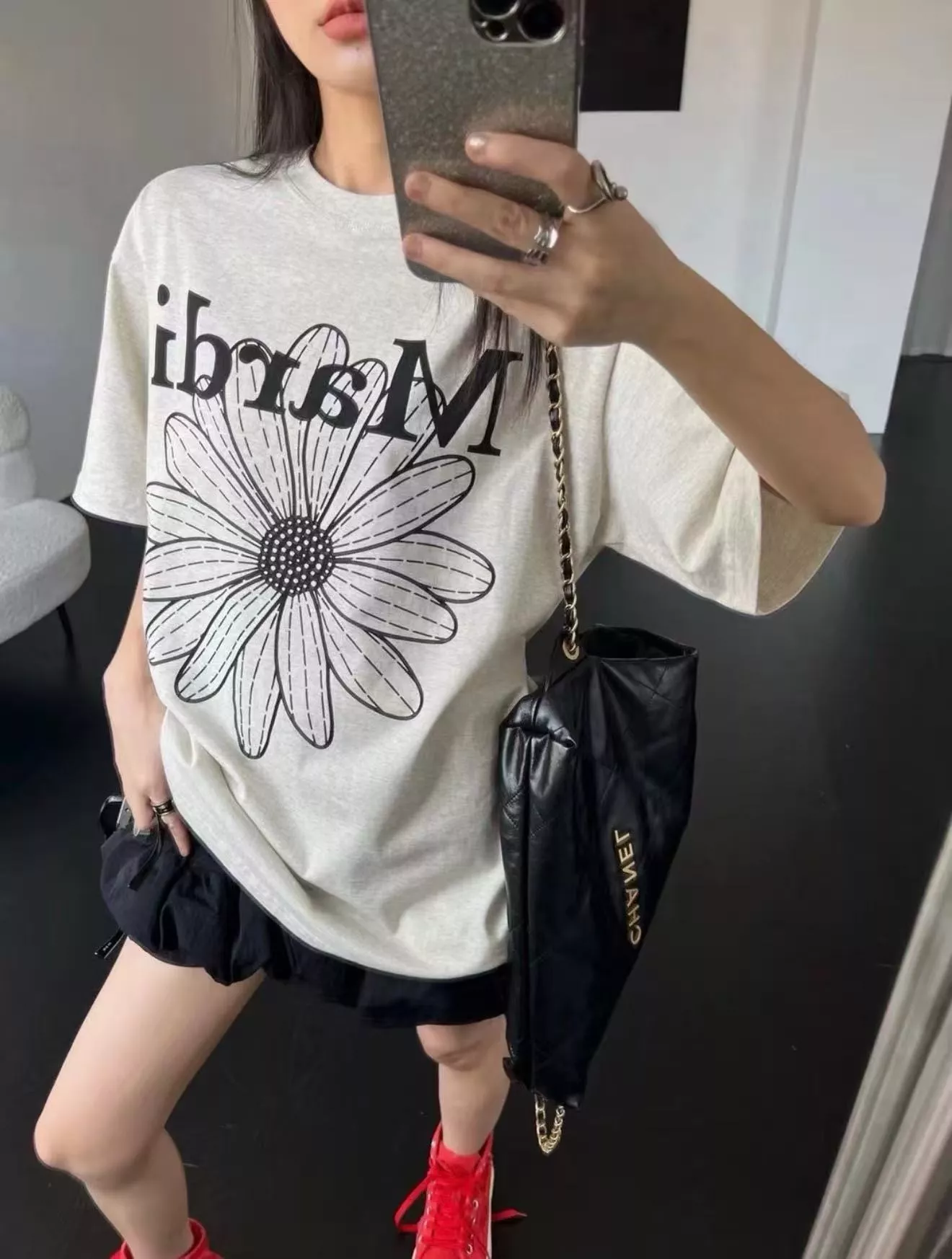 마르디메크르디 플라워 그래픽 루즈핏 반소매 티셔츠 상세 이미지 11