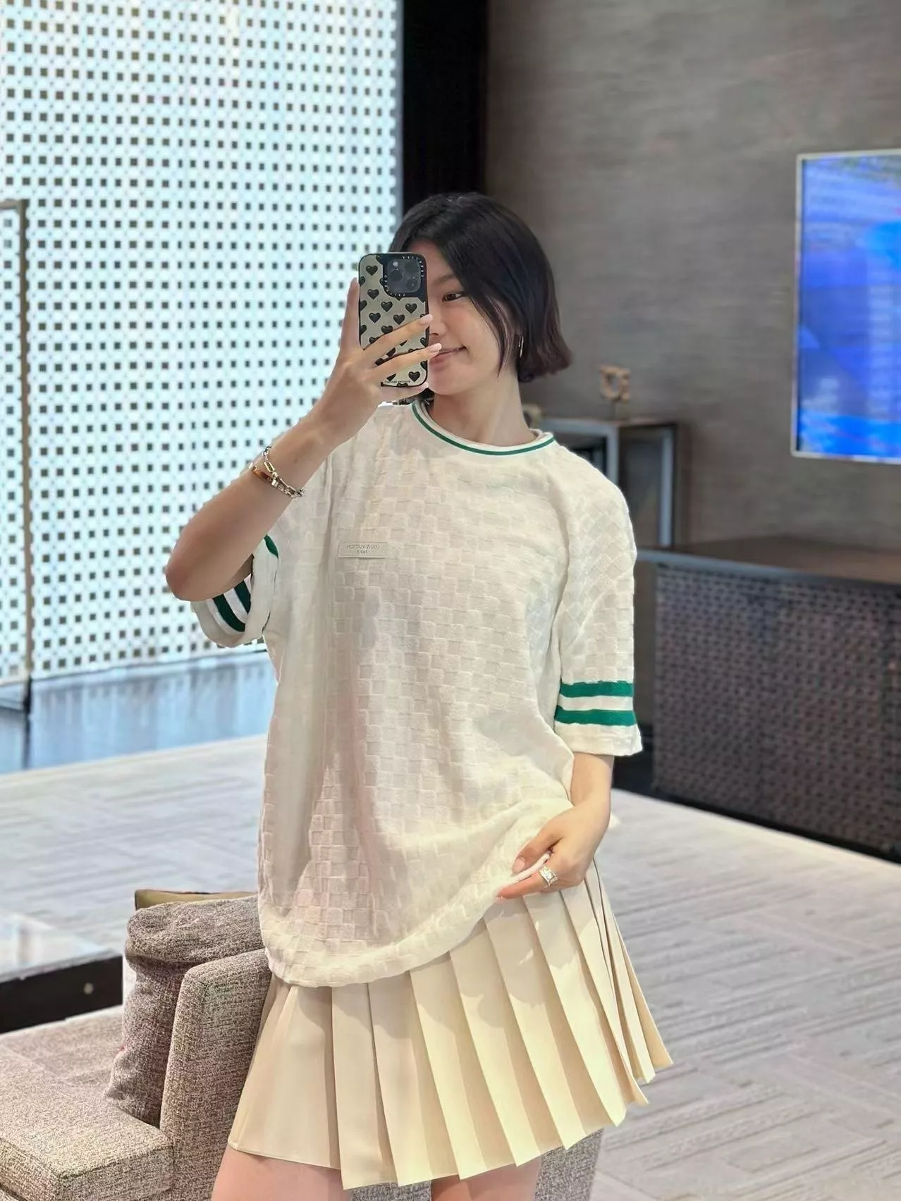 루이비통 다미에 자카드 로고 반소매 니트 상세 이미지 21