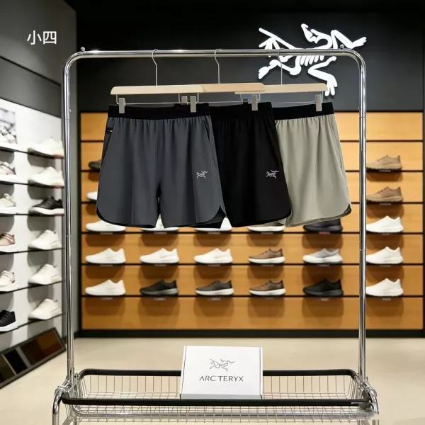 아크테릭스 경량 속건 아웃도어 하프 팬츠