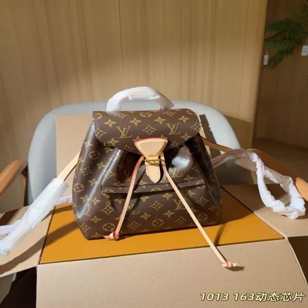 루이비통 몽수리 모노그램 백팩