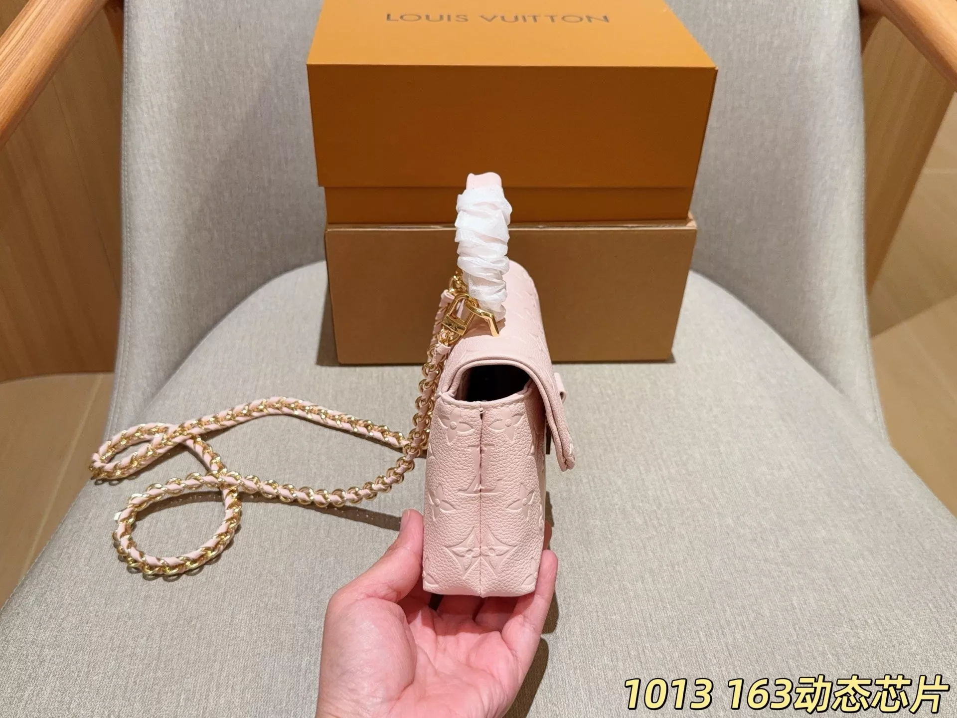 루이비통 마들렌 BB 핸드백 상세 이미지 14