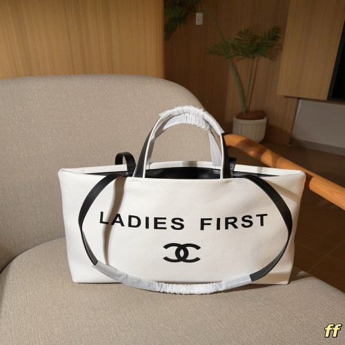 샤넬 캔버스 비치 쇼핑 토트백