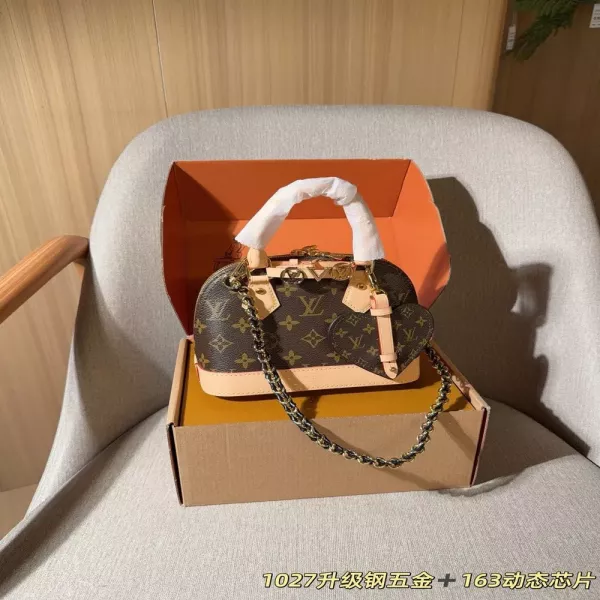 루이비통 알마 BB 클래식 하트 모노그램 쉘백