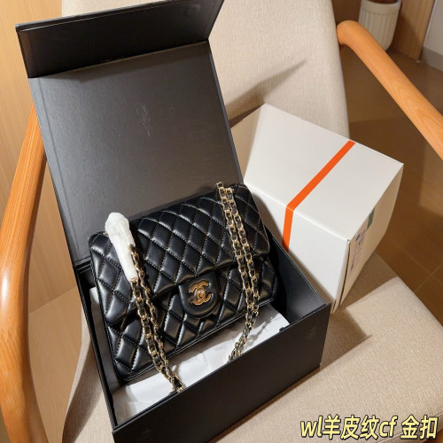 샤넬 클래식 양가죽 퀼팅 체인백