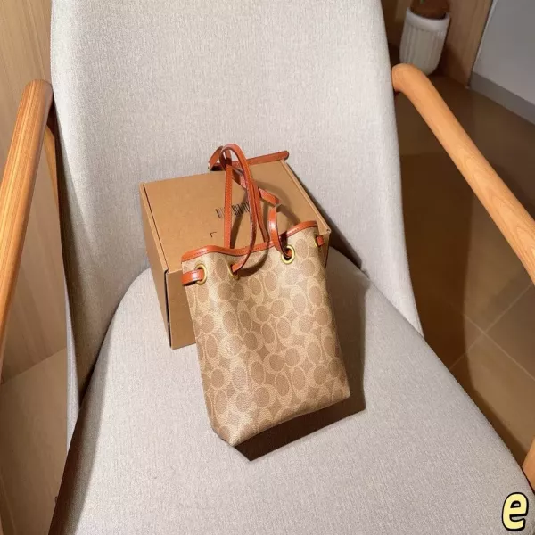 코치 제이드 미니 버킷백