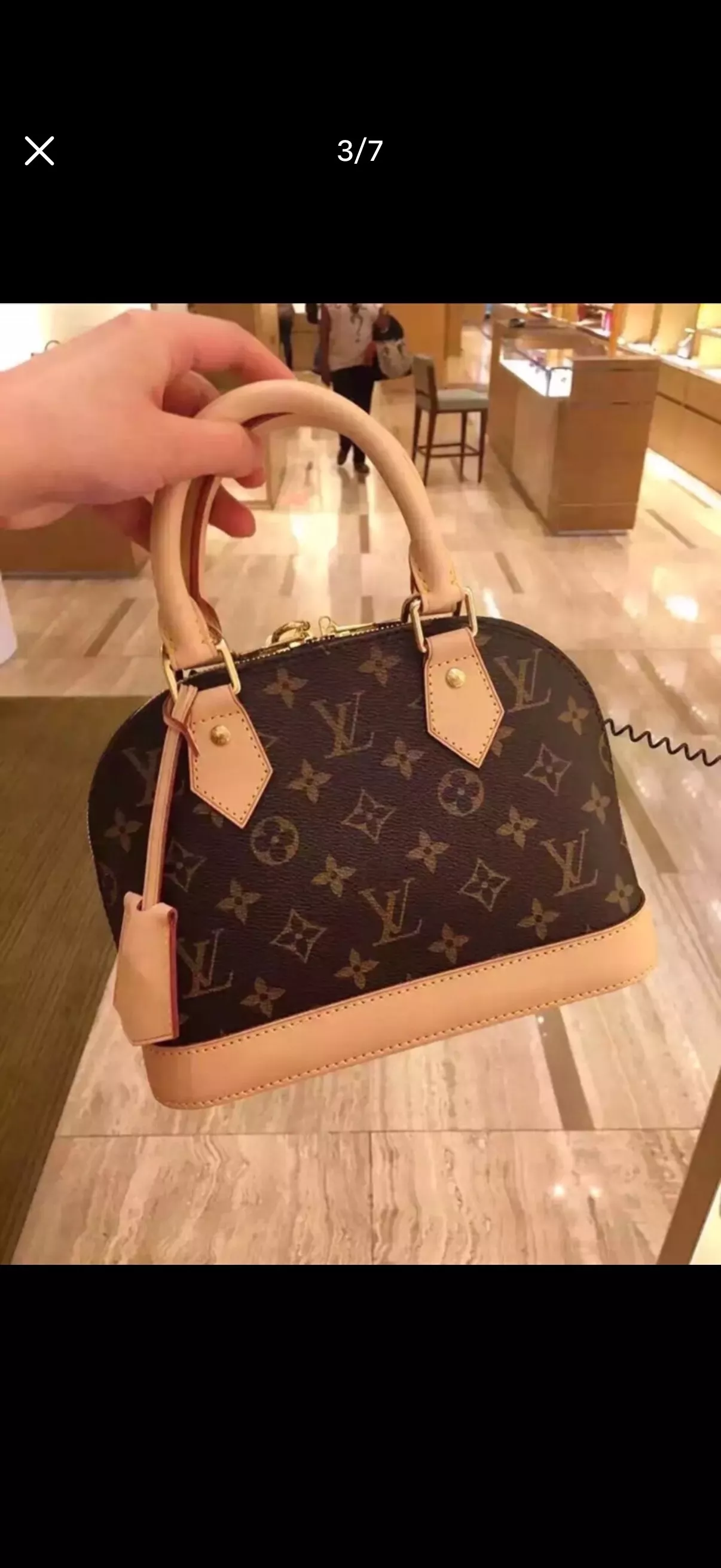 루이비통 알마 BB 쉘 토트백 상세 이미지 11