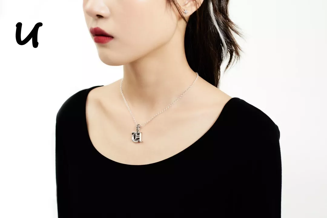 크롬하츠 이니셜 U 레터 펜던트 상세 이미지 12