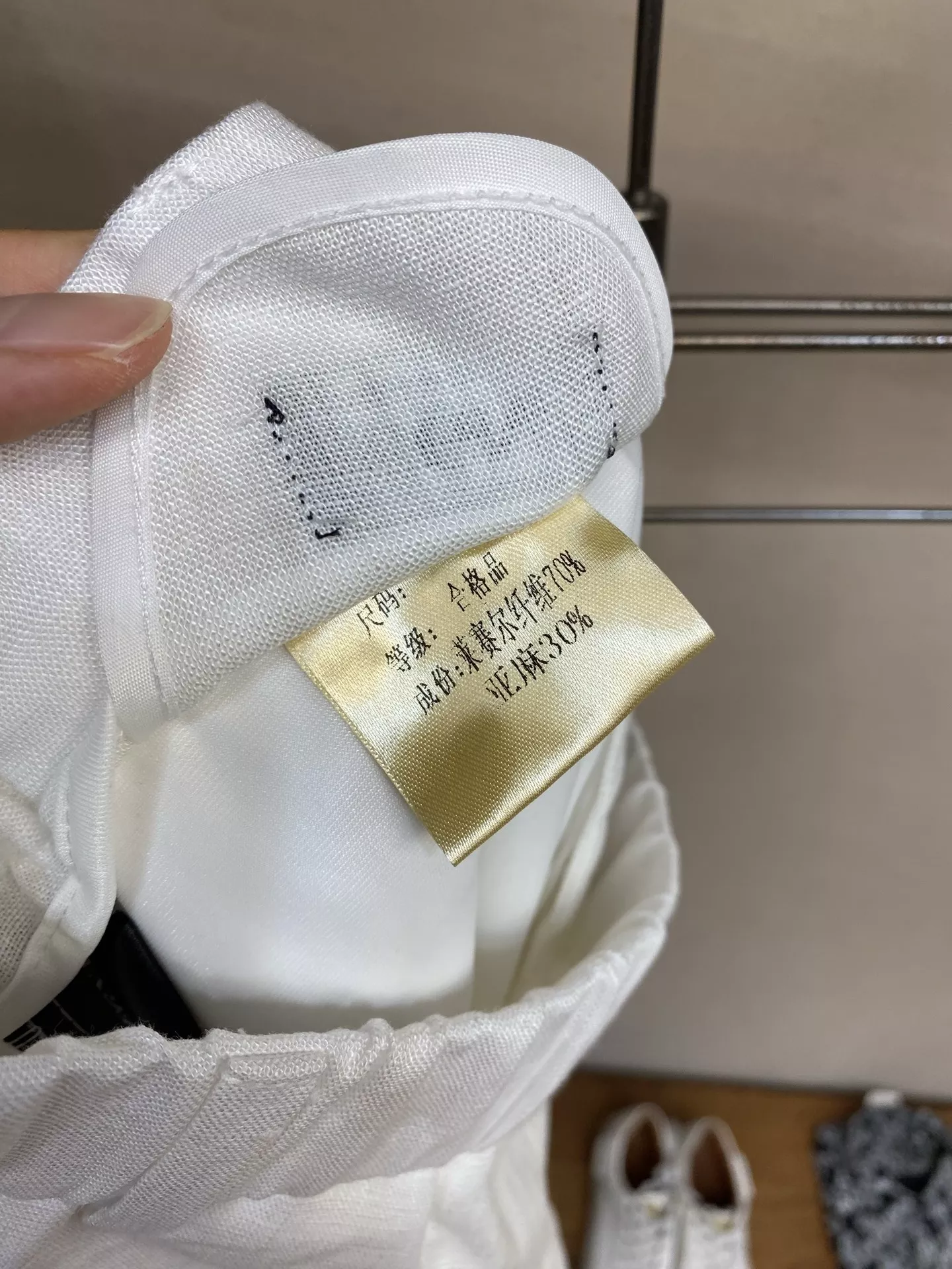 제냐 공로 자수 린넨 라이오셀 혼방 쇼츠 상세 이미지 6